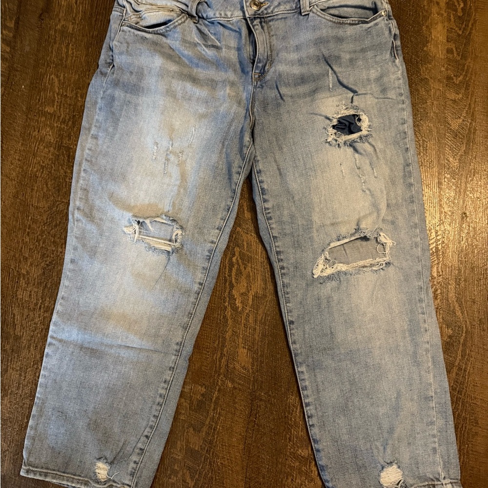 Women’s Maurice’s Distressed Light Blue Crop Jeans